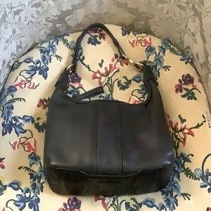 Vintage Coach 6950 Amanda Hobo Black Leather